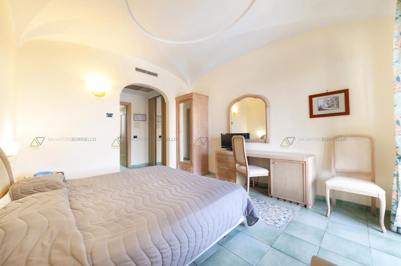 Hotel Terme Don Pepe Lacco Ameno  Esterno foto