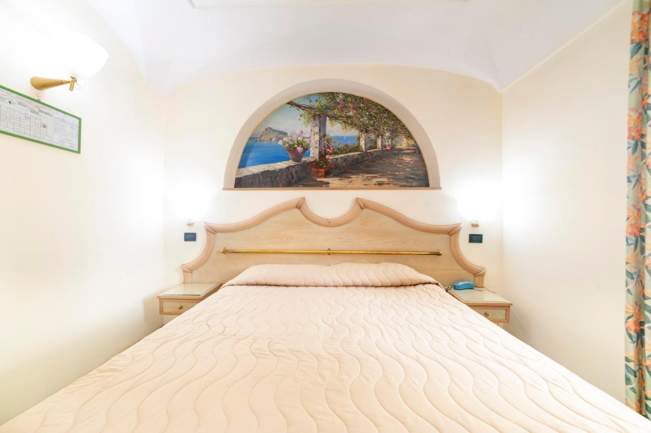 Hotel Terme Don Pepe Lacco Ameno  Esterno foto